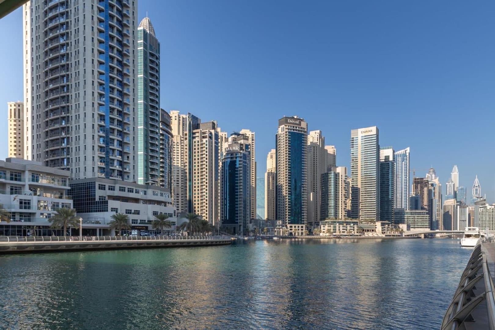 Frank Porter - Panoramic Tower Dubai Exteriör bild